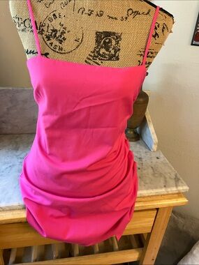 Lovers + Friends Fuchsia Mini Dress with Spaghetti Straps Sexy Cute!! S